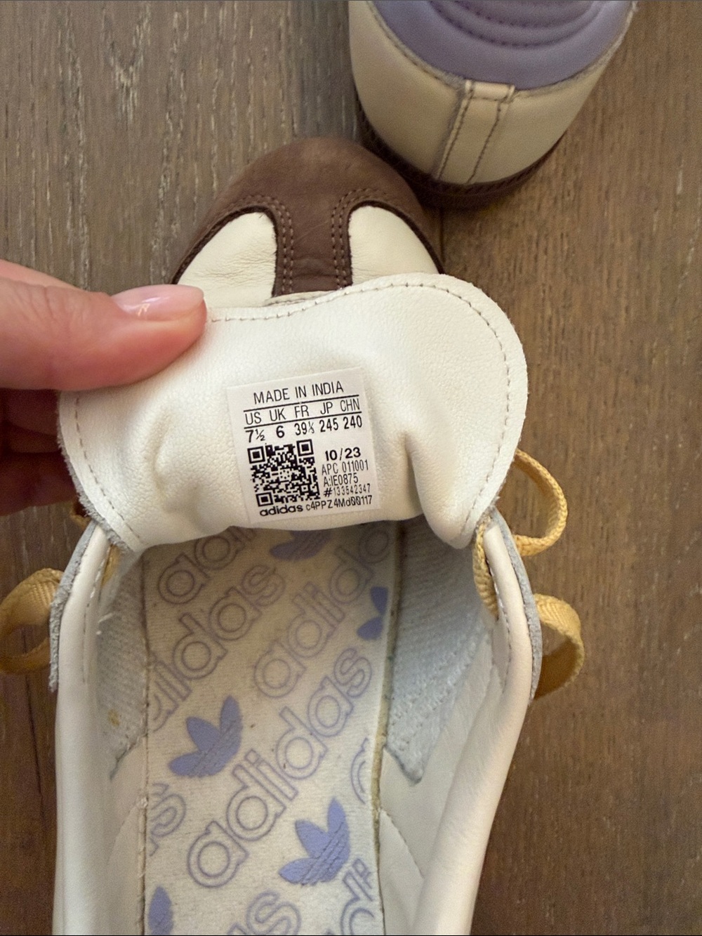 Adidas Sambas - Picture 4 of 5
